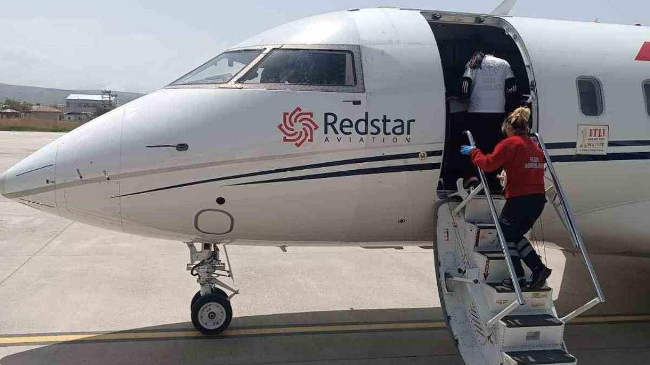 Kalp hastası bebek uçak ambulansla İstanbul’a sevk edildi