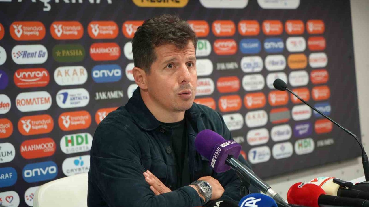 Emre Belözoğlu: "Matematiksel olarak henüz hiçbir şey bitmiş değil"