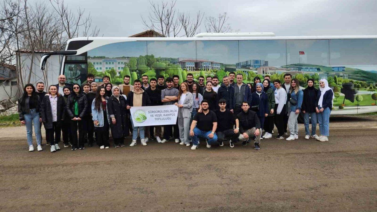 Yüzlerce fidan toprakla buluştu