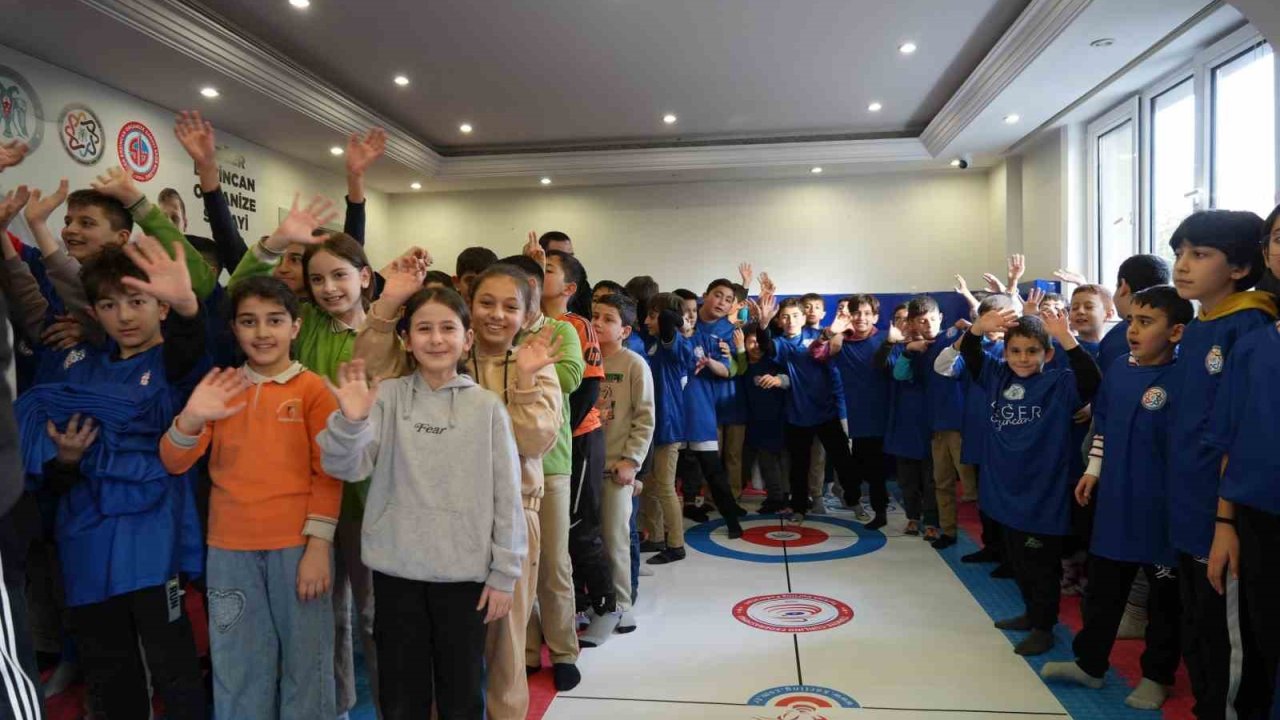 Değer Erzincan Projesi ile 1254 genç sporla buluştu