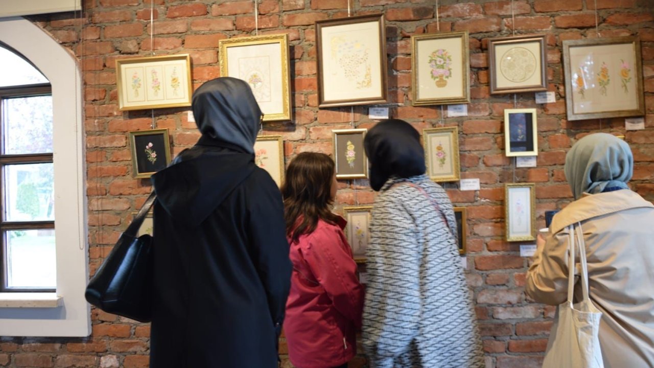 "Ustanın Işığında Filizlenen Zarafet" tezhip sergisi açıldı