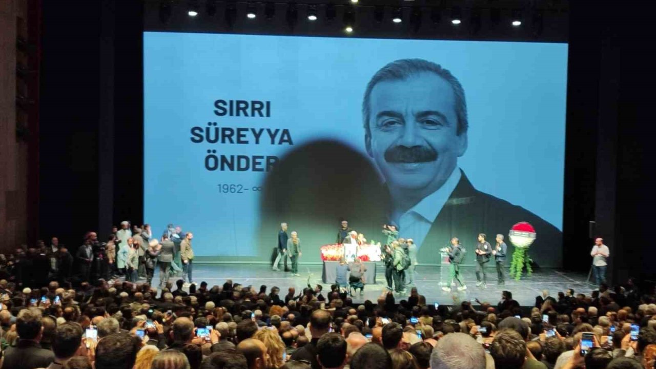 Sırrı Süreyya Önder için ilk tören AKM’de düzenleniyor