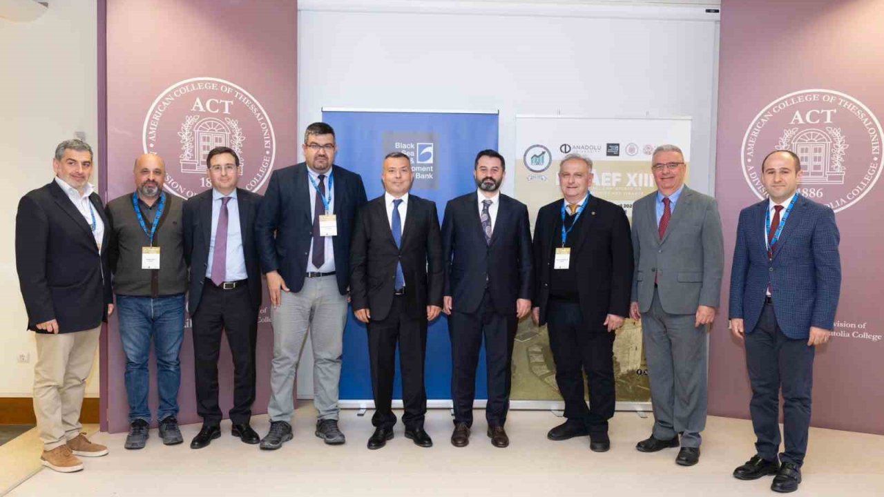 Anadolu Üniversitesi ortaklığı ile düzenlenen ICOAEF XIII Selanik’te gerçekleştirildi