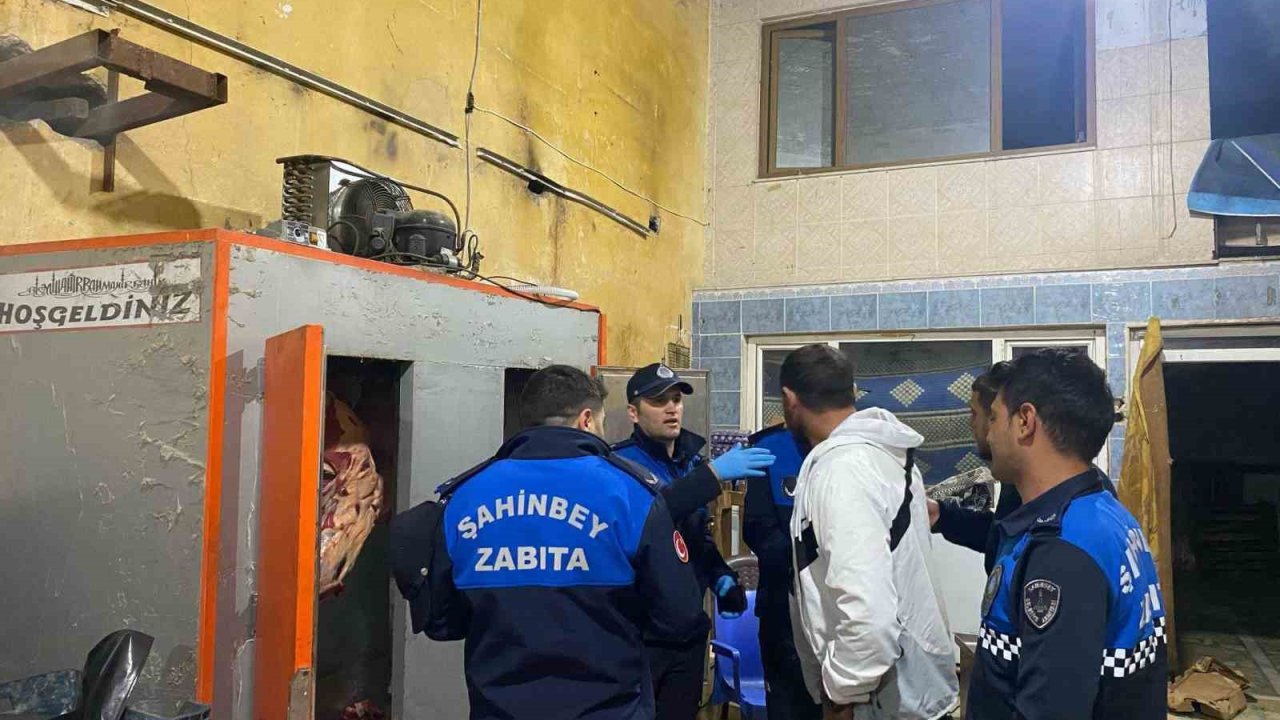 Gaziantep’te 1,5 ton bozuk et ele geçirildi