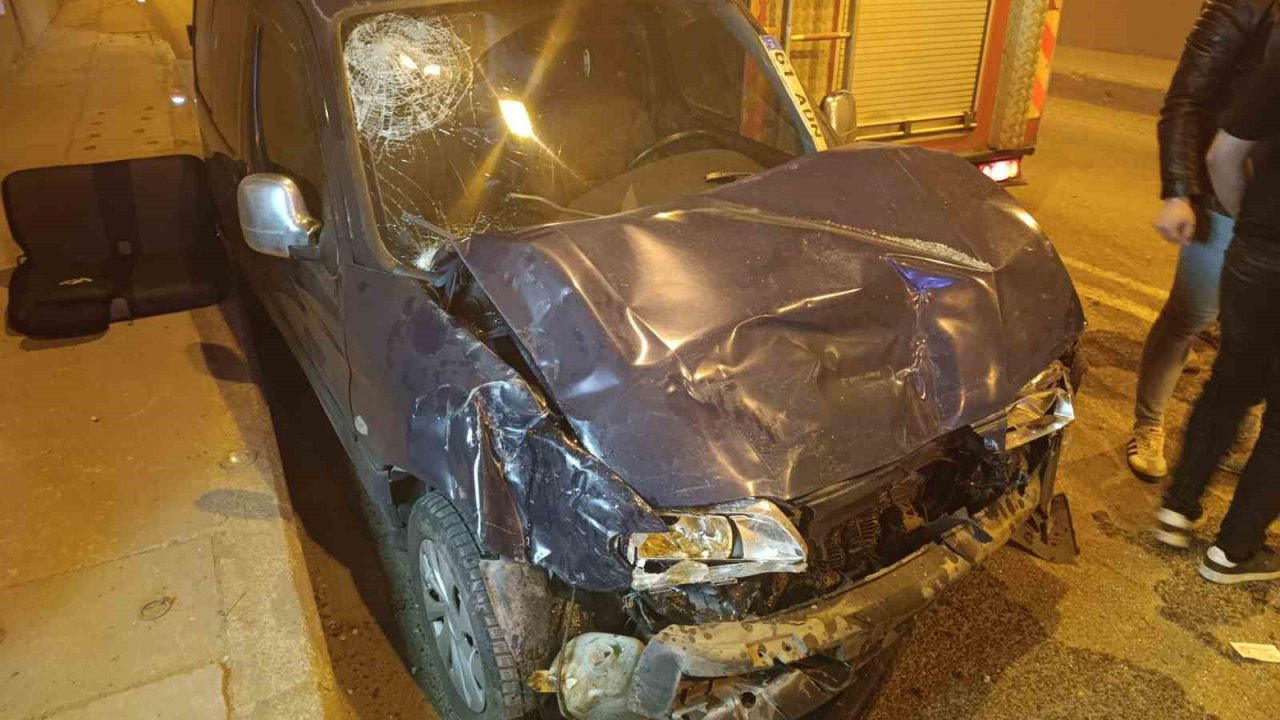 Tünelde yapılan sollama kazayla sonuçlandı: 2’si çocuk 5 yaralı