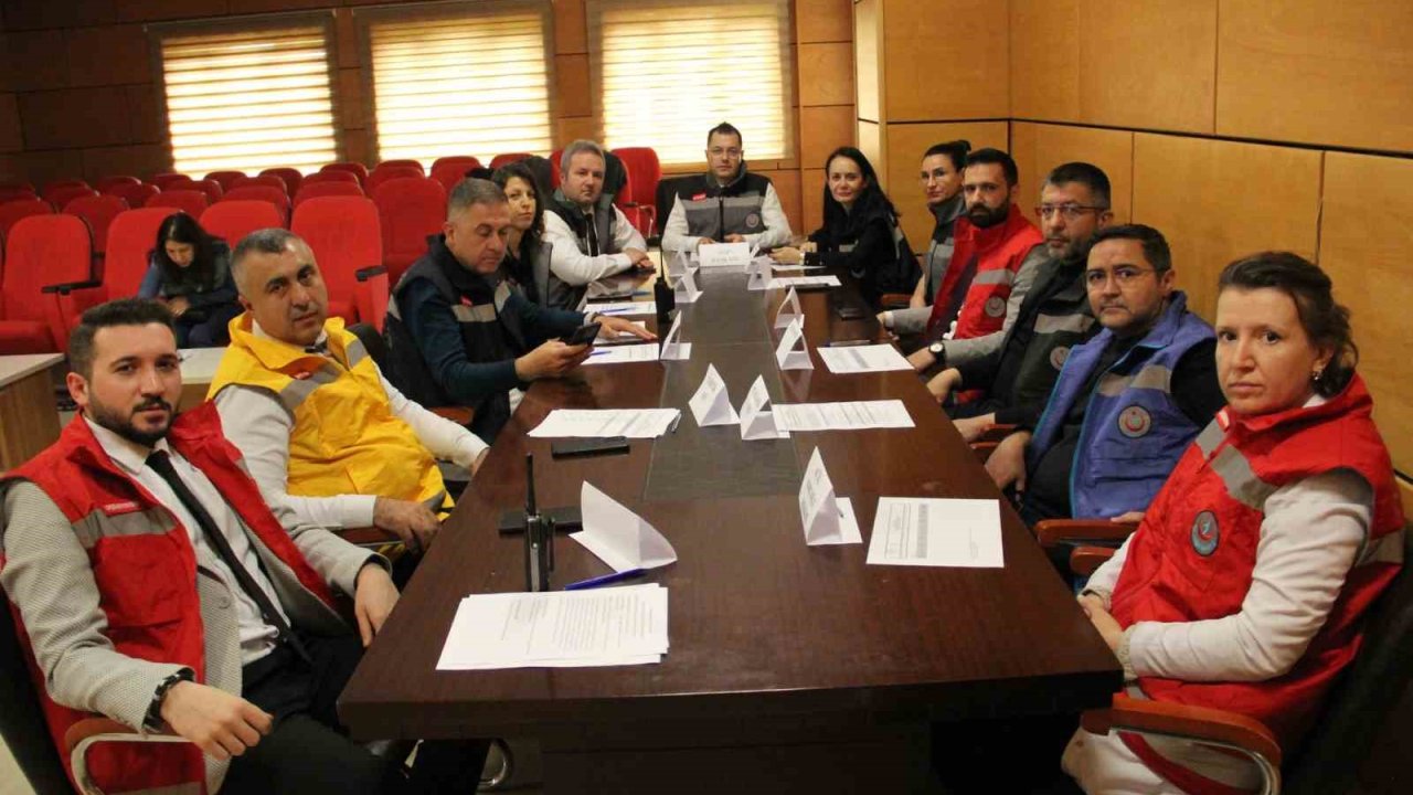 Devlet Hastanesi’nde gerçekçi yangın tatbikatı