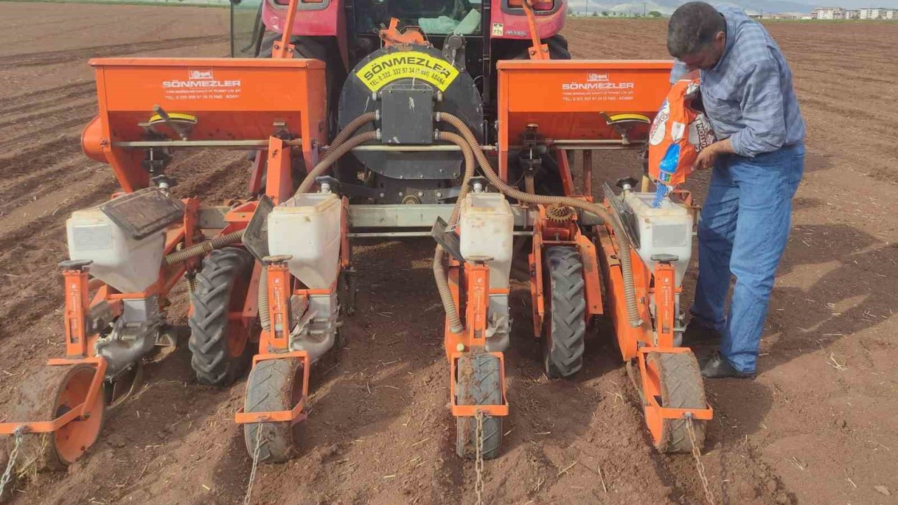 Araban Ovası’nda pamuk ekimine başlandı