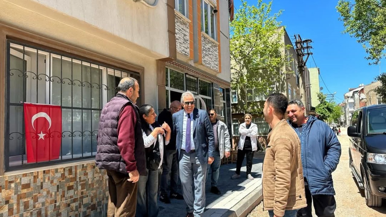 Başkan Mirza, Çınarlı Mahallesi’ndeki yol ve kaldırım çalışmalarını inceledi