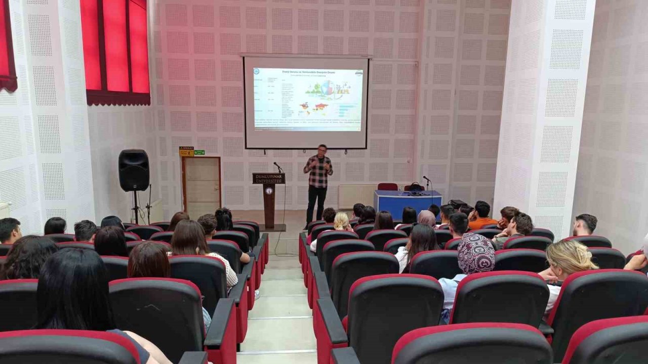 Emet MYO’da Perovskit Fotovoltaikler" konulu seminer düzenlendi