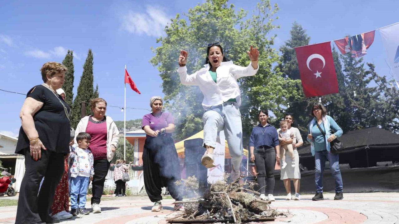 Mersin’de Hıdırellez coşkuyla kutlandı