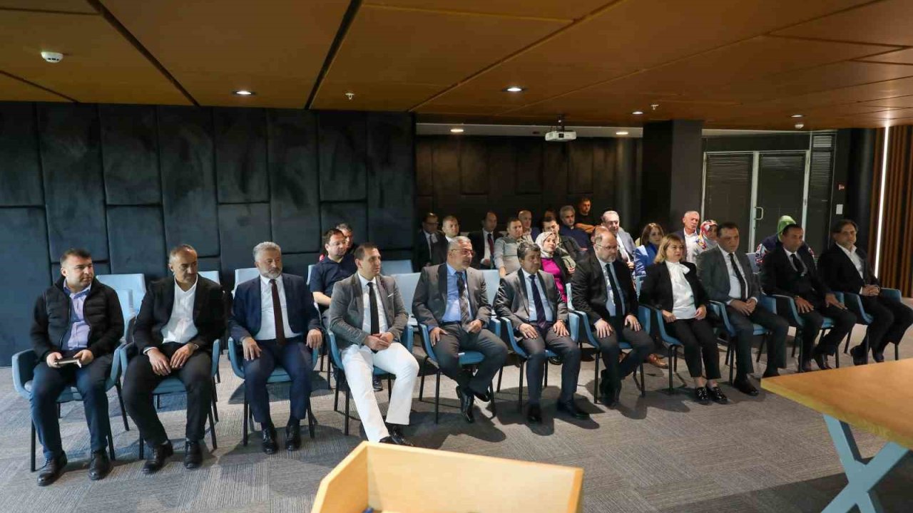 Başkan Özlü, yeni dönemde yapılacak çalışmaları görüştü