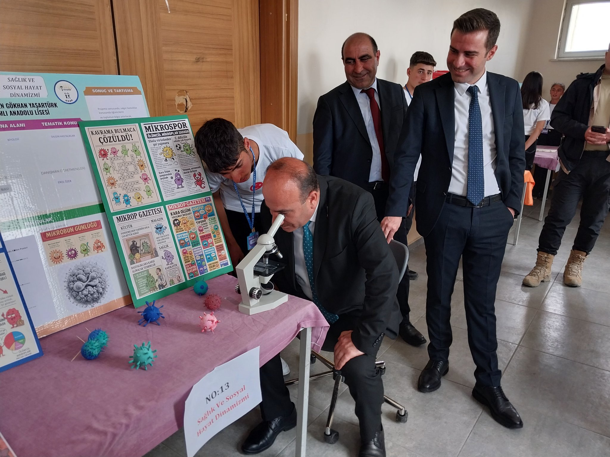 Selim’de Bilim Rüzgarı: TÜBİTAK 4006 Bilim Fuarı Açıldı