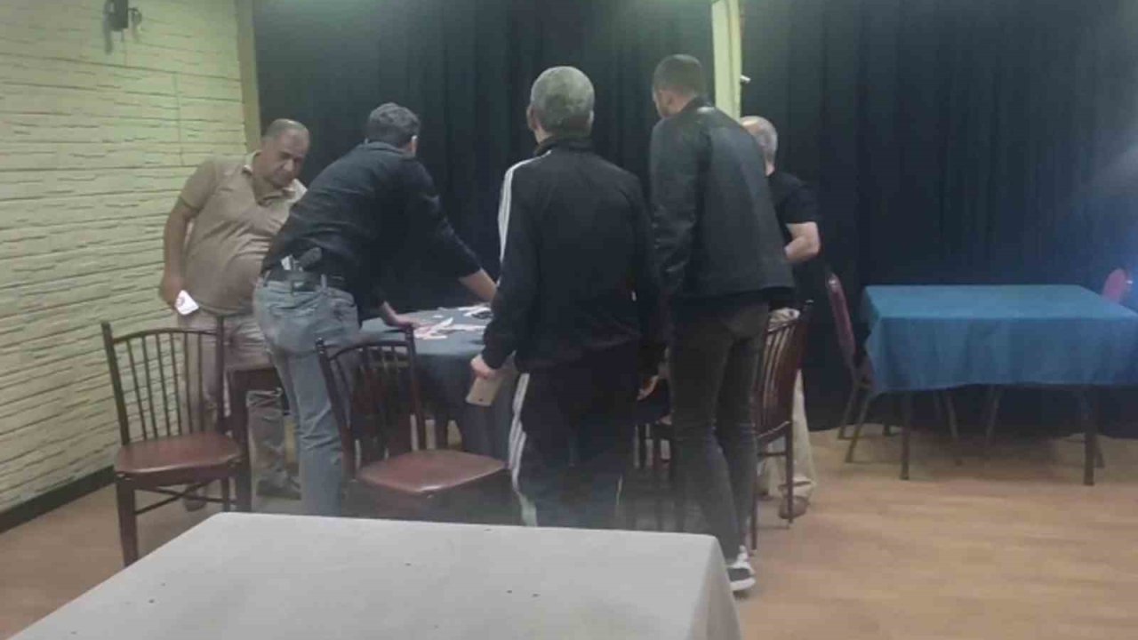 Hatay’da Kumar oynayan şahıslara suçüstü