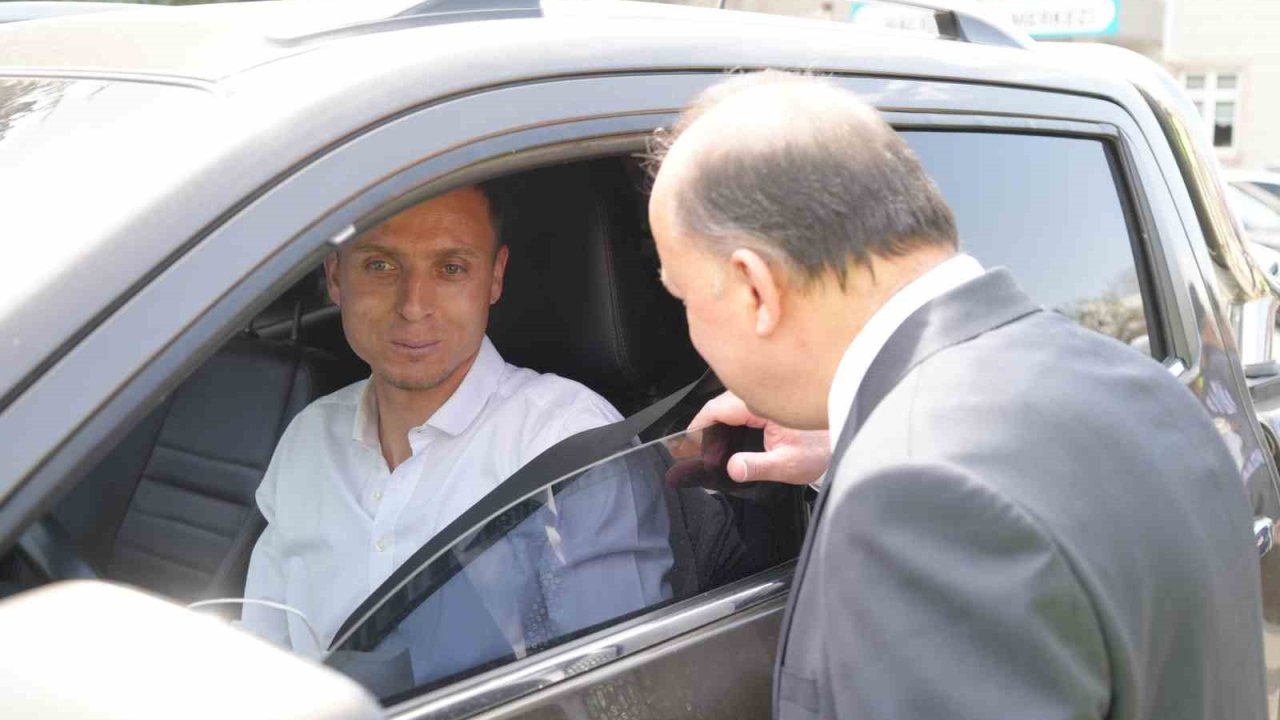 Vali Dallı’dan motosiklet sürücülerine uyarı: Kask takmadan trafiğe çıkmayın