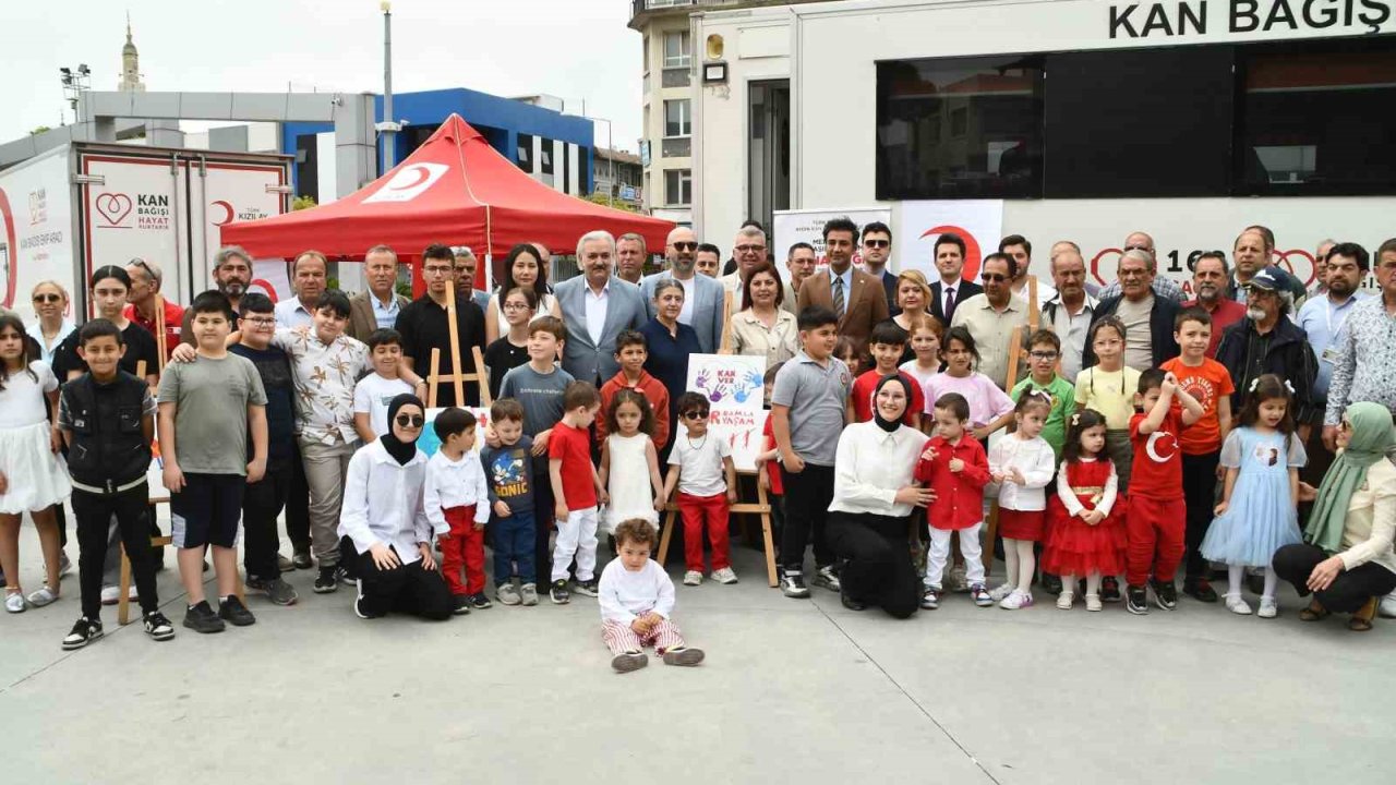 Söke’de kan bağışı kampanyasını çocuklar şenlendirdi