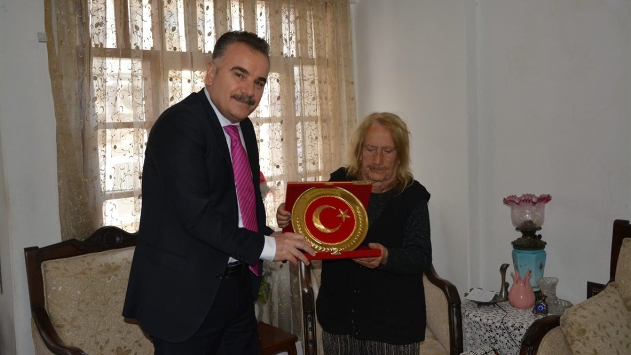 Kaymakam Odabaş’tan Hayırsever Kıyakoğlu’na vefa ziyareti