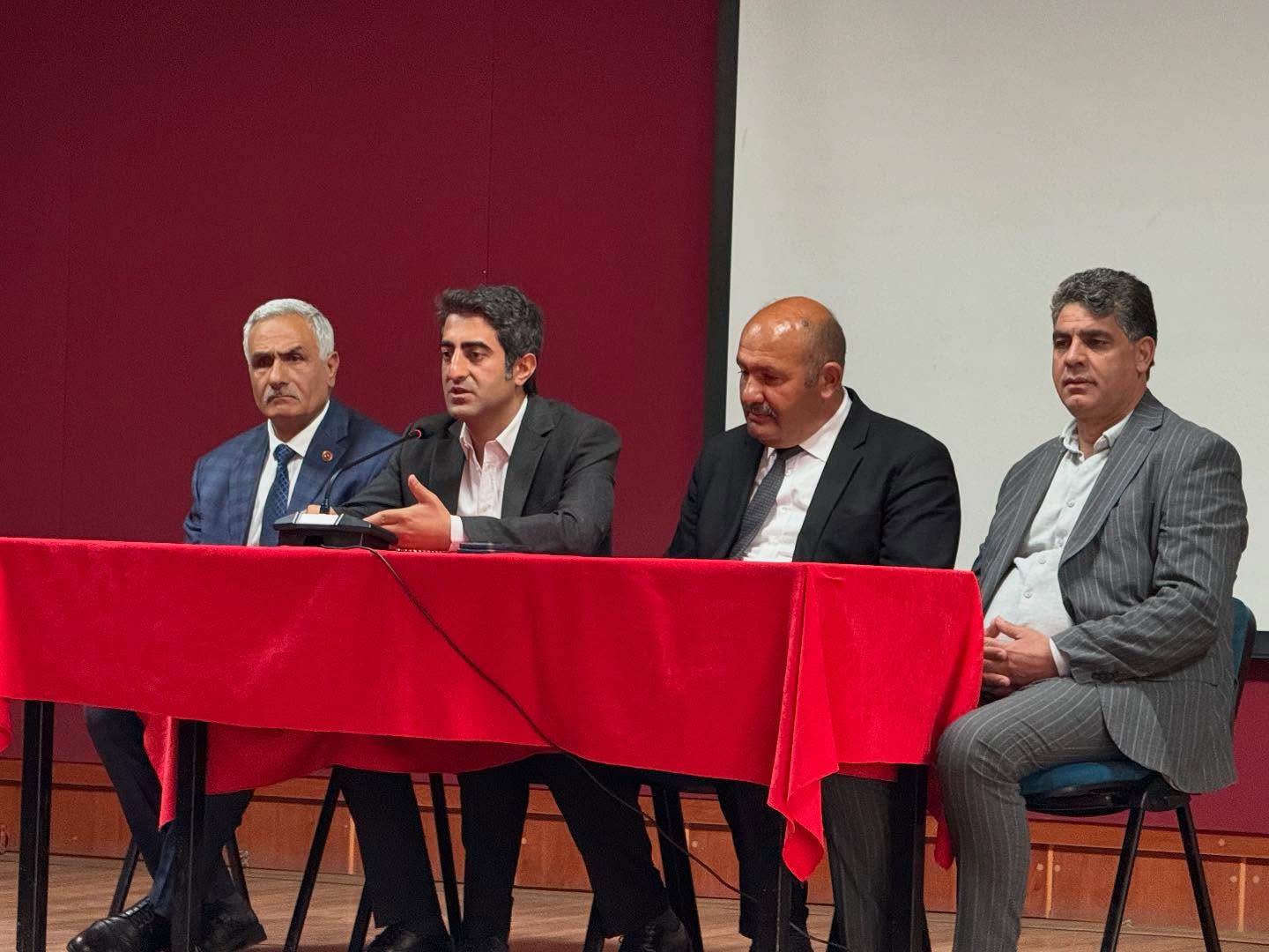 Sarıkamış'ta Köylere Hizmet Götürme Birliği toplantısı yapıldı