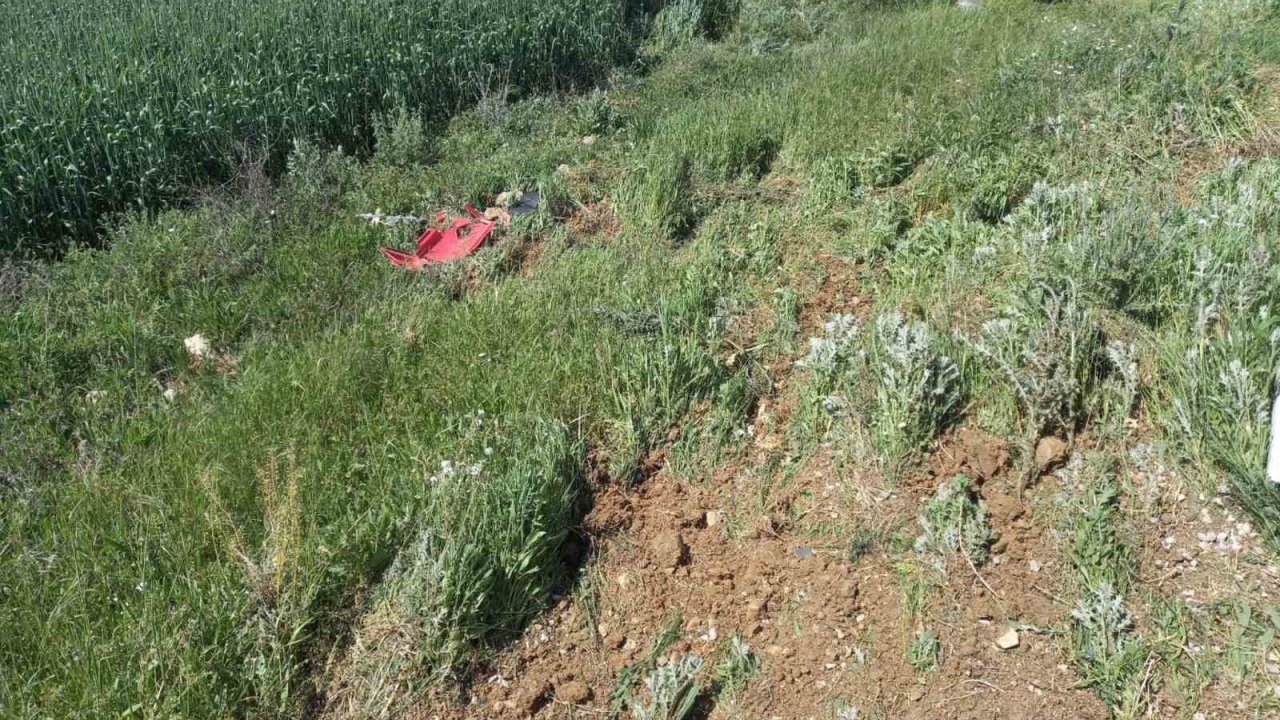 Tanker takla attı, sürücü hafif yaralandı