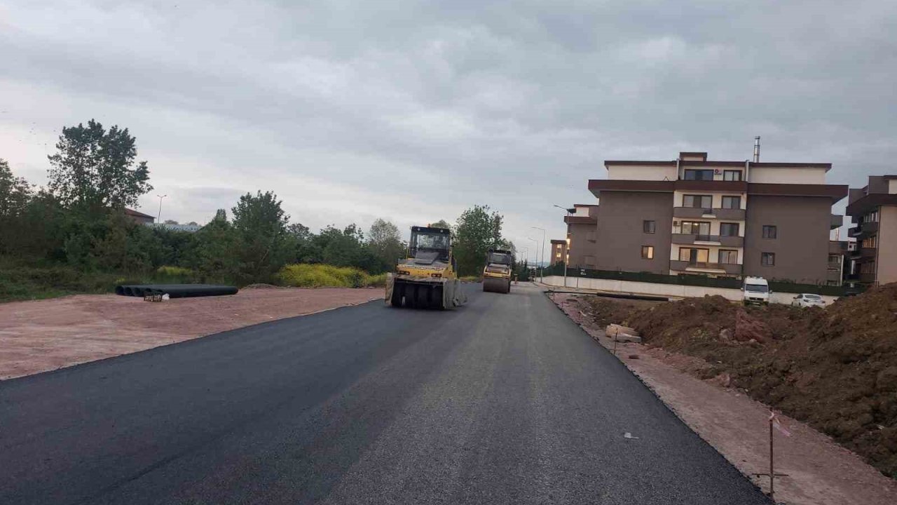 Kartepe’de asfalt hamlesi