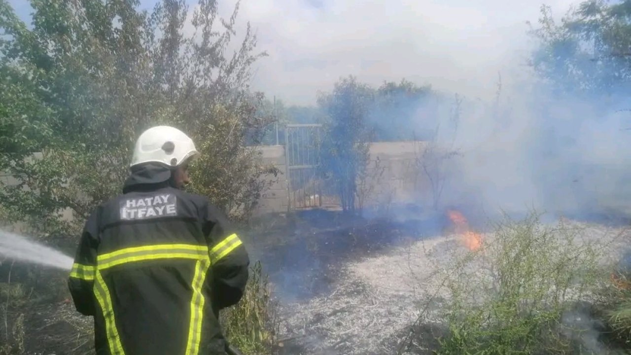 Samandağ’da bahçe yangını