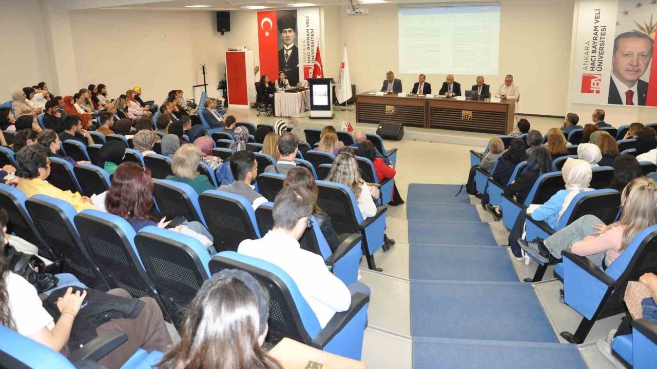 ‘Ankara’nın Edebiyatı Edebiyatın Ankara’sı Sempozyumu’ gerçekleşti