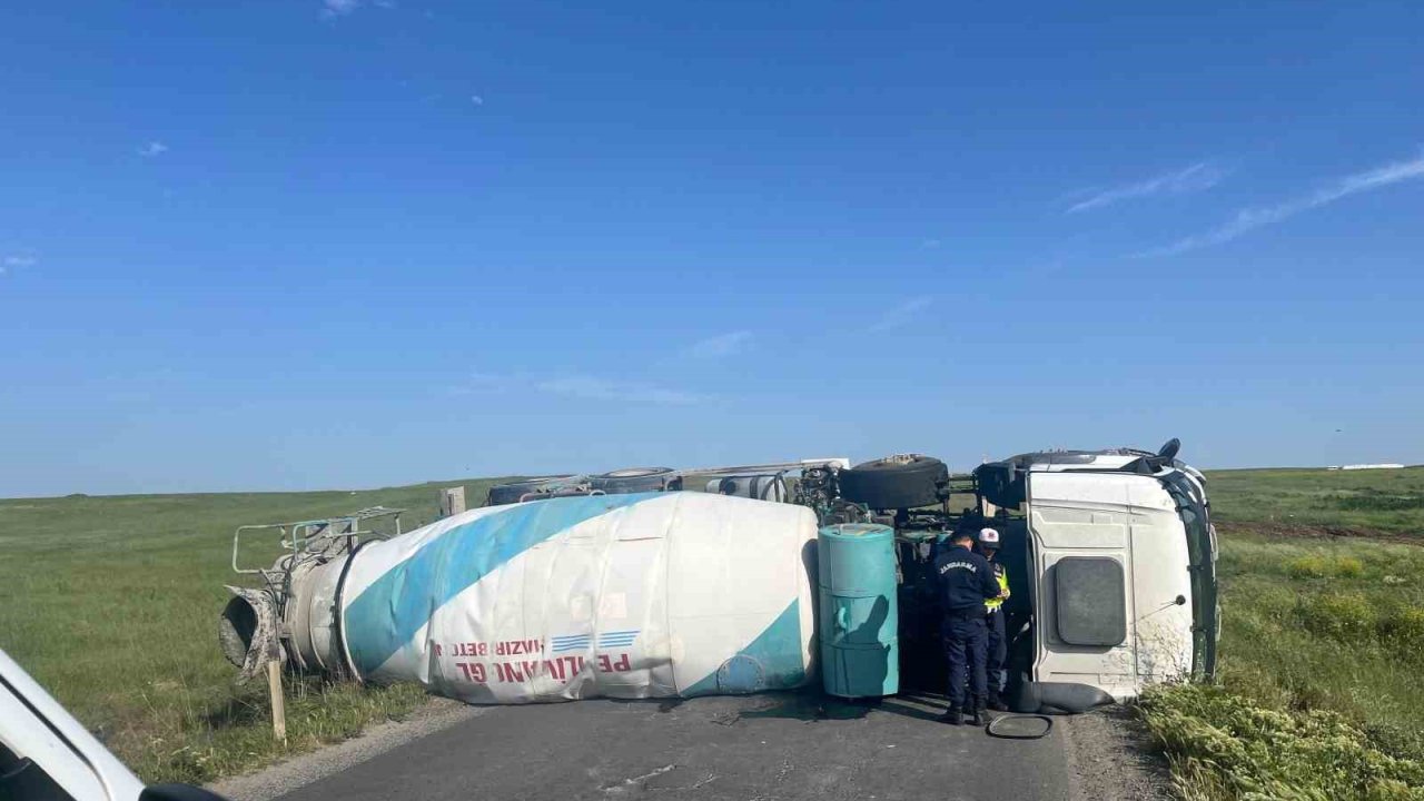 Ergene’de beton mikseri devrildi: 1 yaralı