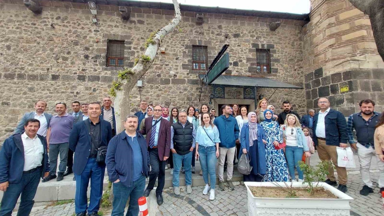 Öğretmenler kentin kültür ve tarihiyle buluşturuldu