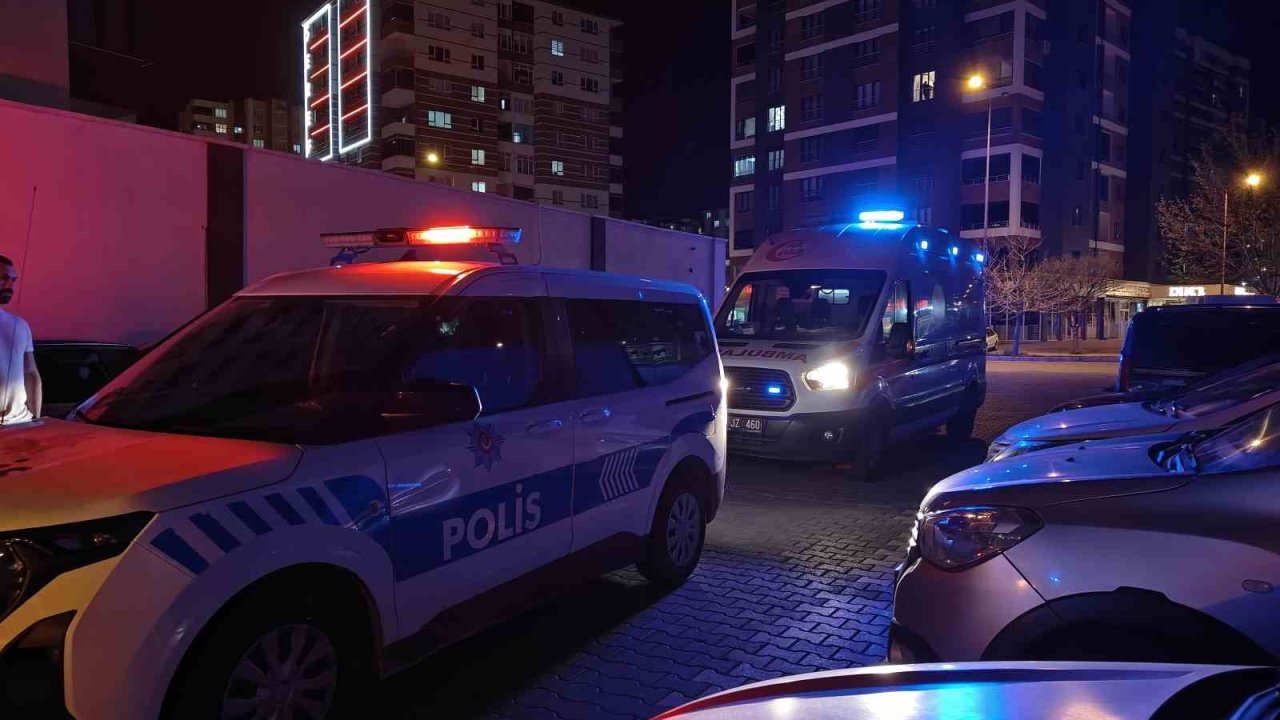 Kayseri’de bıçaklı kavga: 1 yaralı