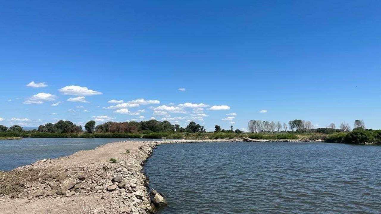 Meriç Nehri’ne deniz suyu karışmaması için set çekildi