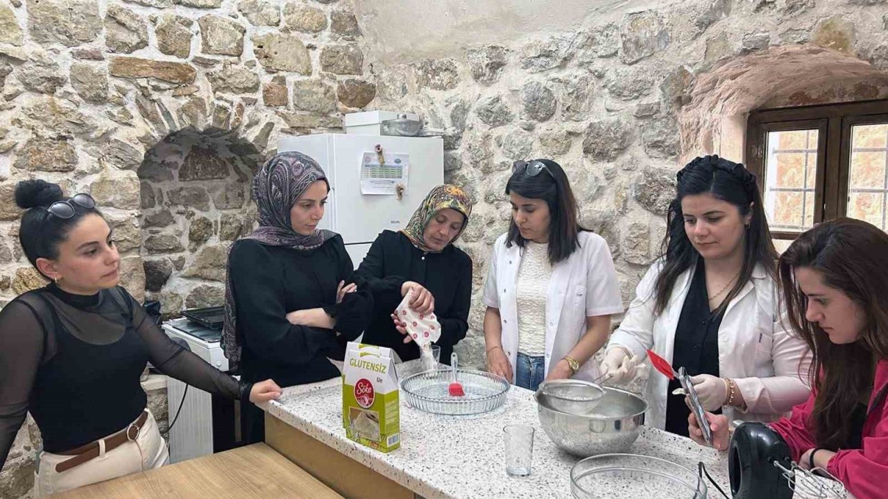 Derik’te Dünya Çölyak Günü etkinliği