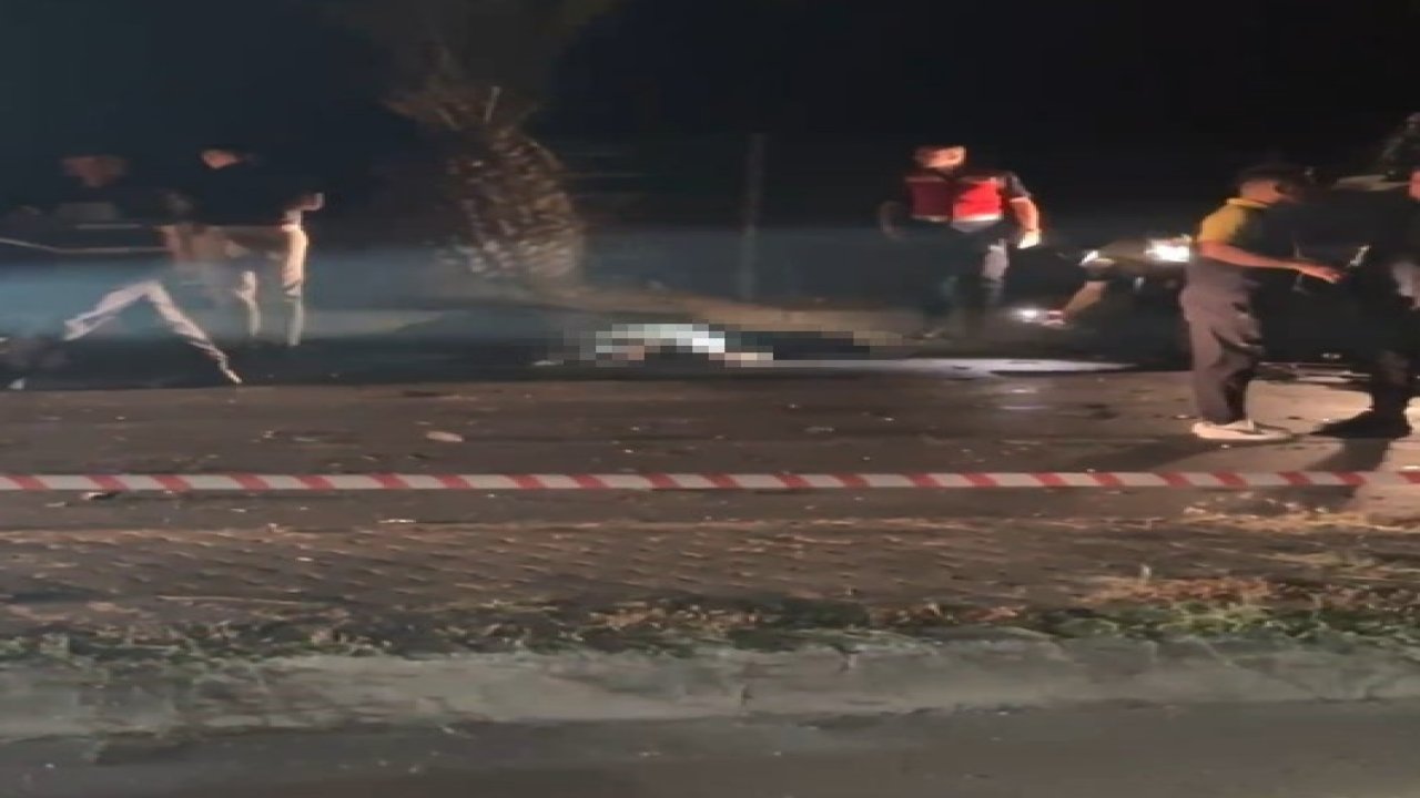 Alanya’da servis araca otomobille çarpıştı: 2 ölü, 6 yaralı