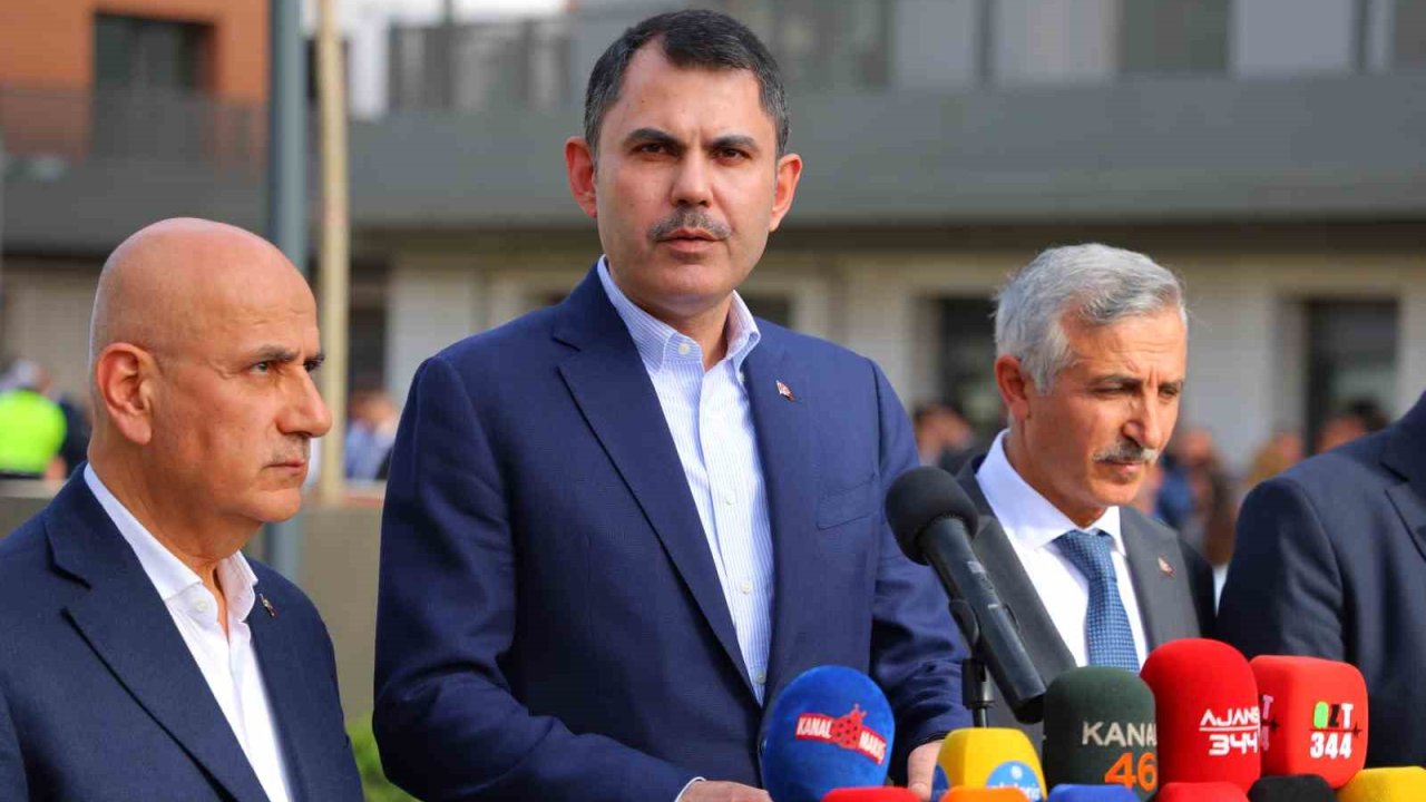 Bakan Kurum: "Bu yılın sonunda da tüm depremzedeler evlerine kavuşacak"