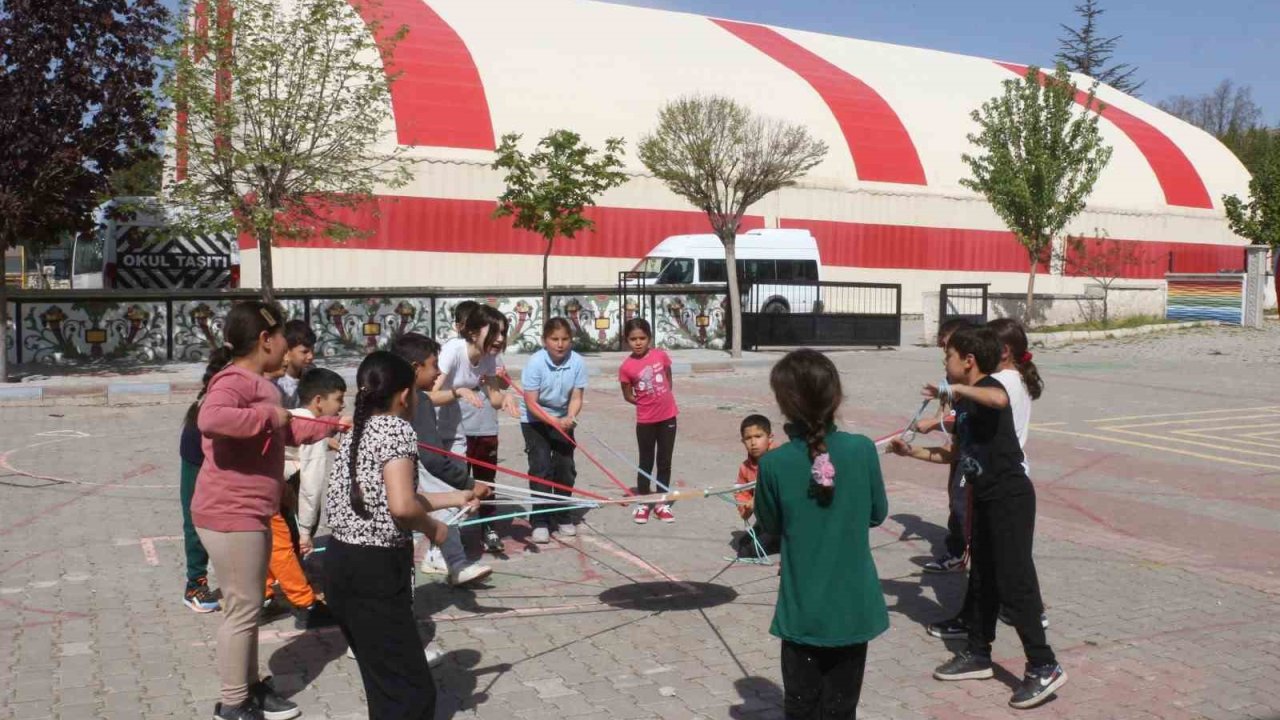 "Merkezim Her Yerde" projesiyle Davulga’da renkli etkinlik