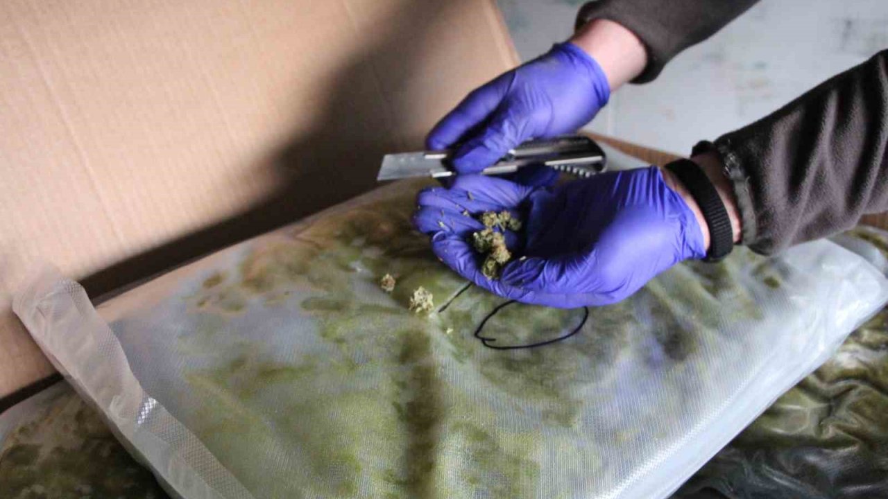 Gümrükler Muhafaza ekipleri, ilk dört ayda 16,5 milyar Türk Lirası tutarında uyuşturucu madde ve muhtelif kacak eşya yakaladı