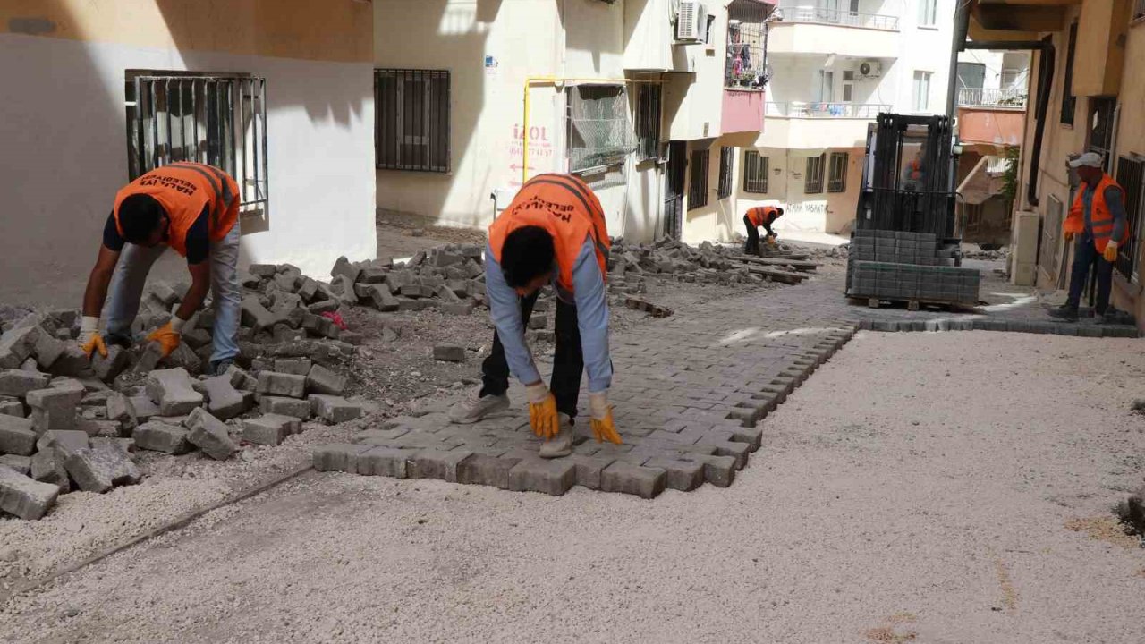 Haliliye Belediyesi ile 2 mahallede yollar yenileniyor