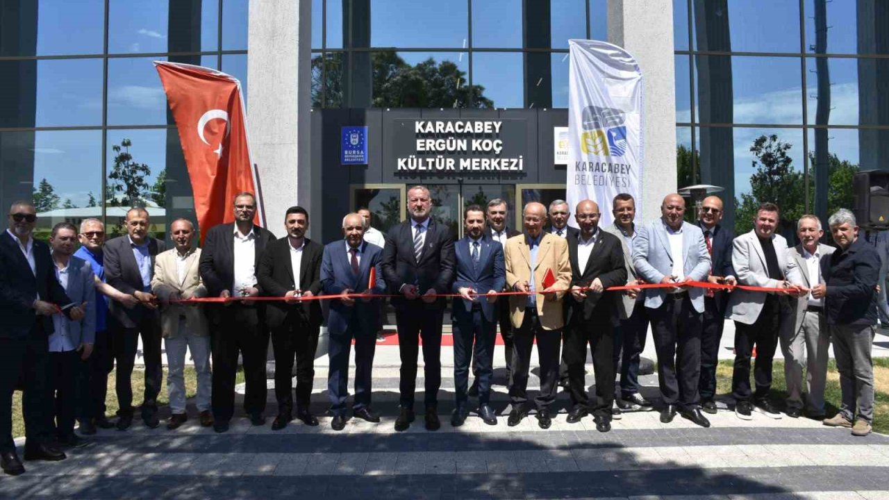 Karacabey 1. Kitap Fuarı görkemli bir törenle açıldı