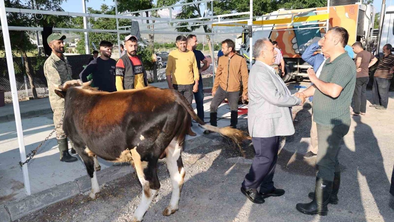 Talas’ta kurban pazarına başvurular başladı