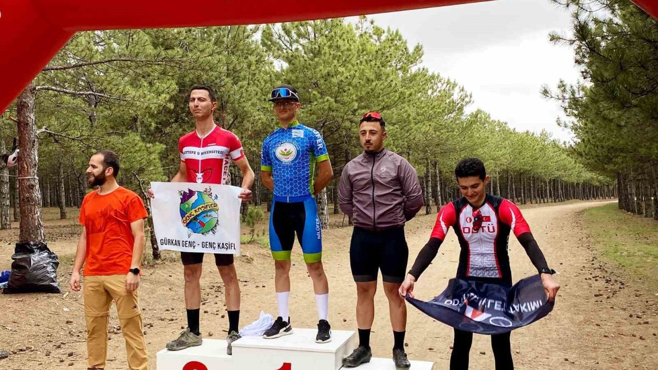’8. Üniversitelerarası Dağ Bisikleti Yarışı’nda Ömer Bilgin şampiyon oldu