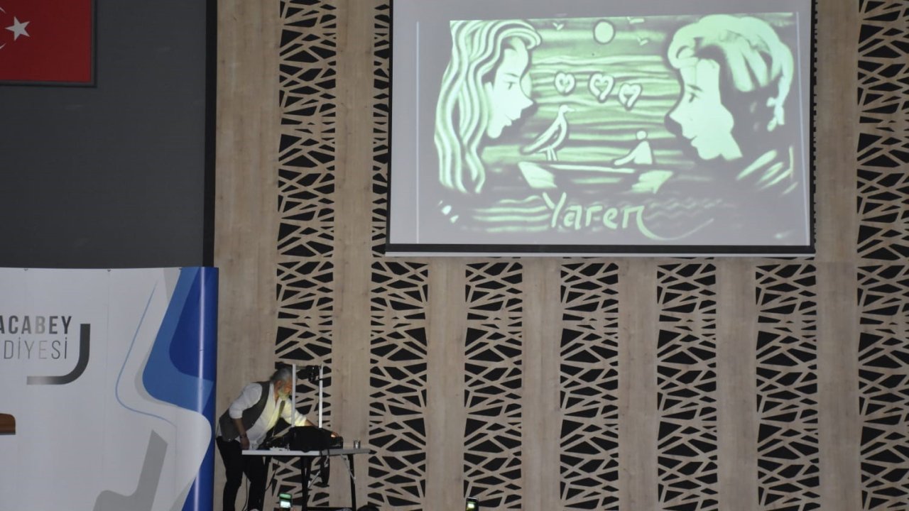 Tarkan Köylü’den nefes kesen kum sanatı gösterisi