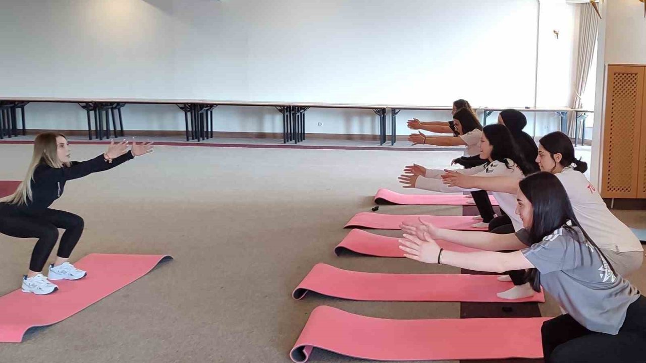 Curlingçiler doğru nefes alma ve pilates eğitimi