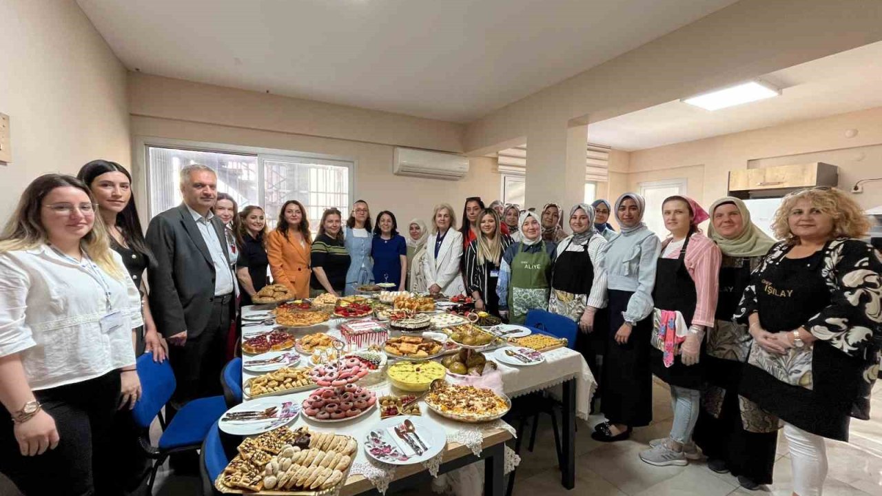 Yunusemre’de aşçılık kursiyerlerden lezzeti final