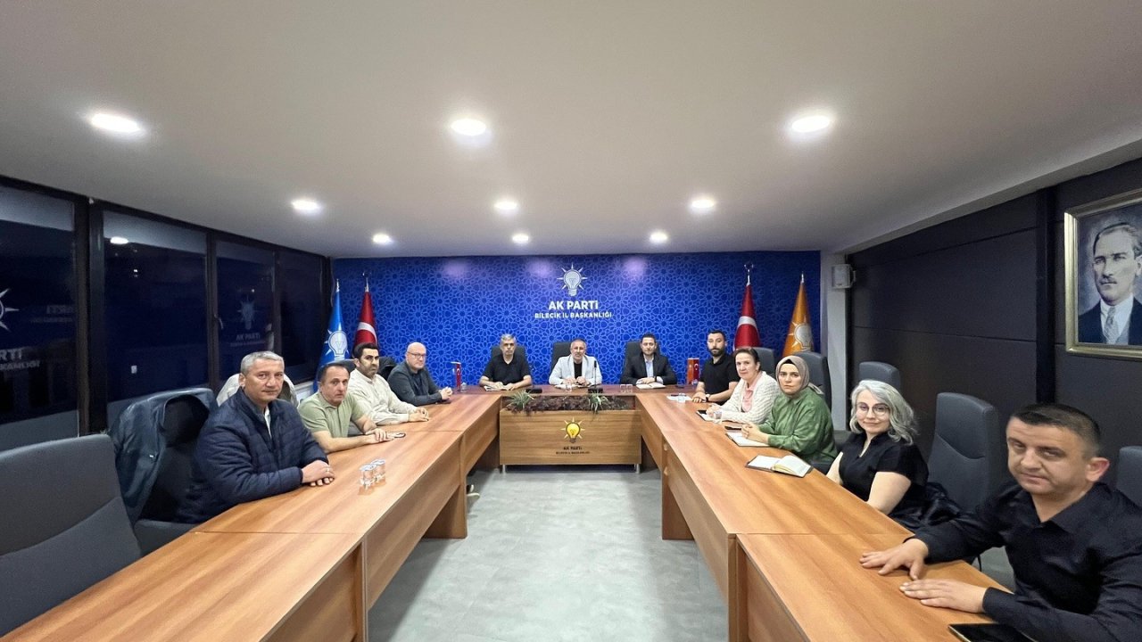 AK Parti İl Yürütme Kurulu Toplantısını gerçekleştirdi