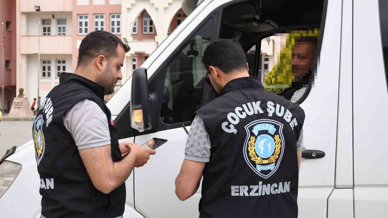 16 ekip 54 personelle Erzincan Emniyeti çocuk ve gençler için sahada