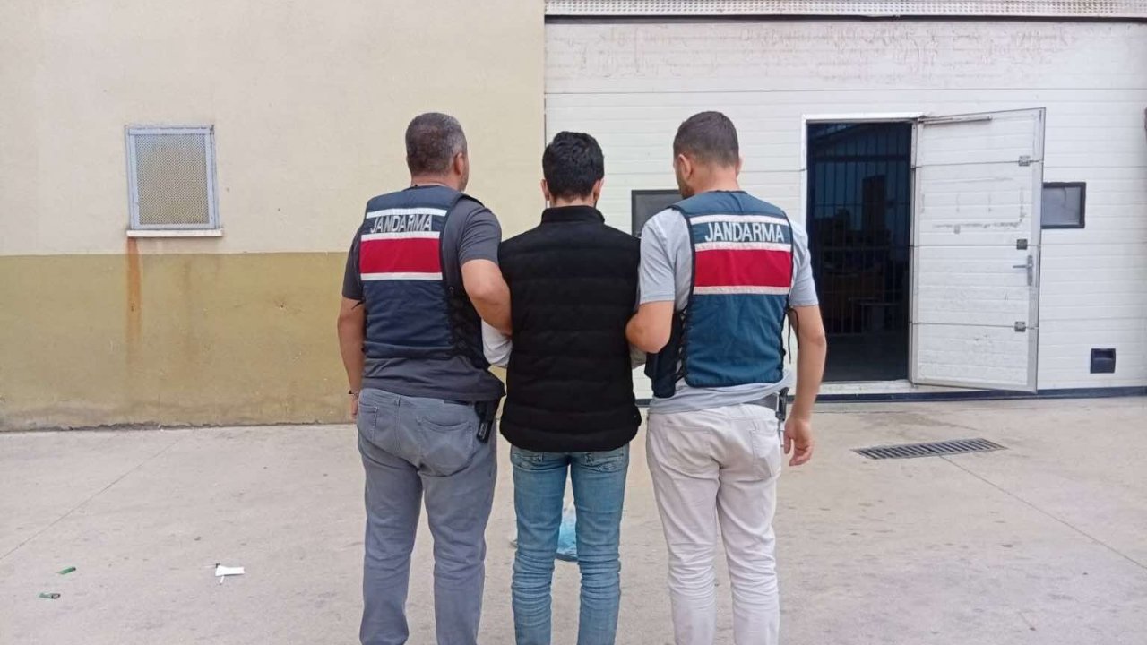 Hırsızlık suçundan aranan hükümlü yakalandı