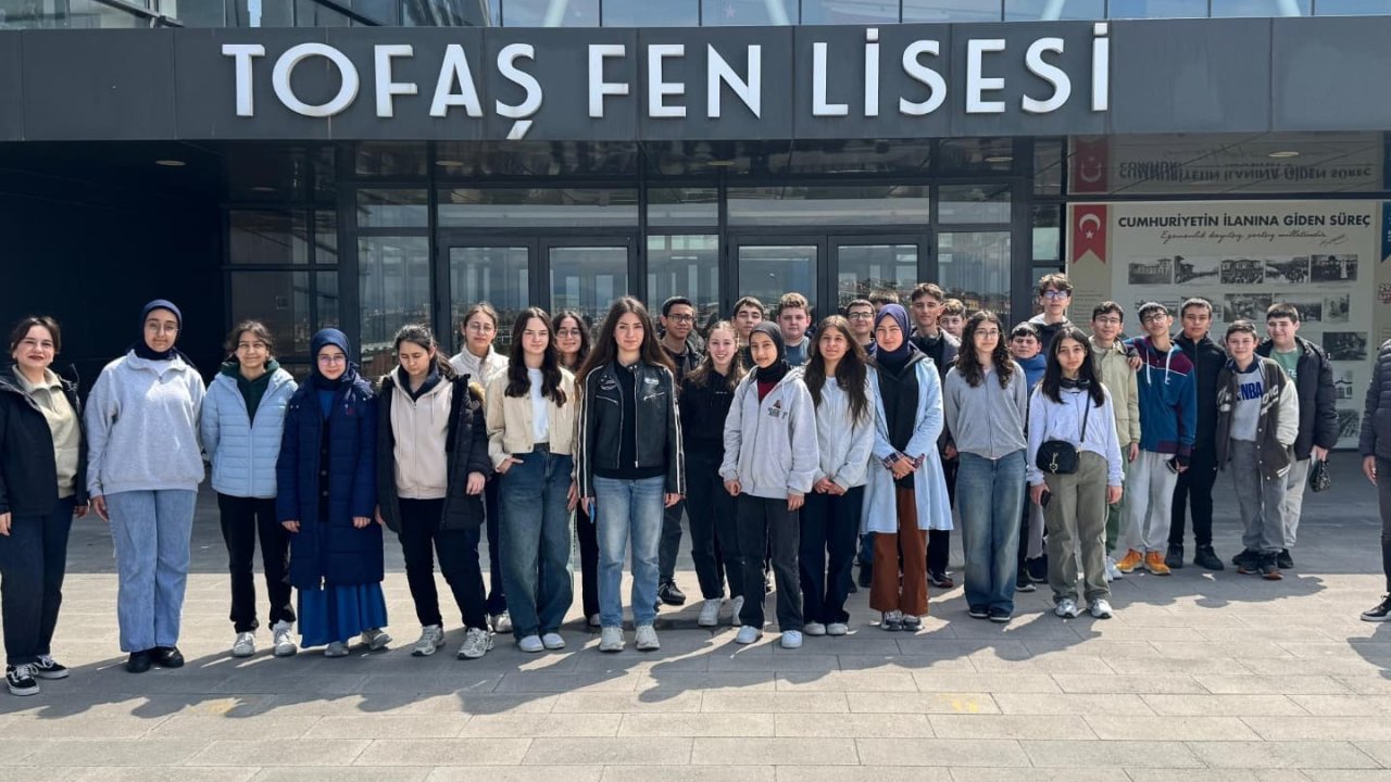 Başarıya ulaşan öğrencilere Bursa’da motivasyon gezisi
