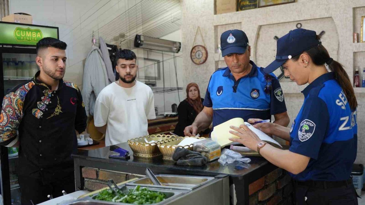 Şehitkamil zabıta ekiplerinden tavuk denetim