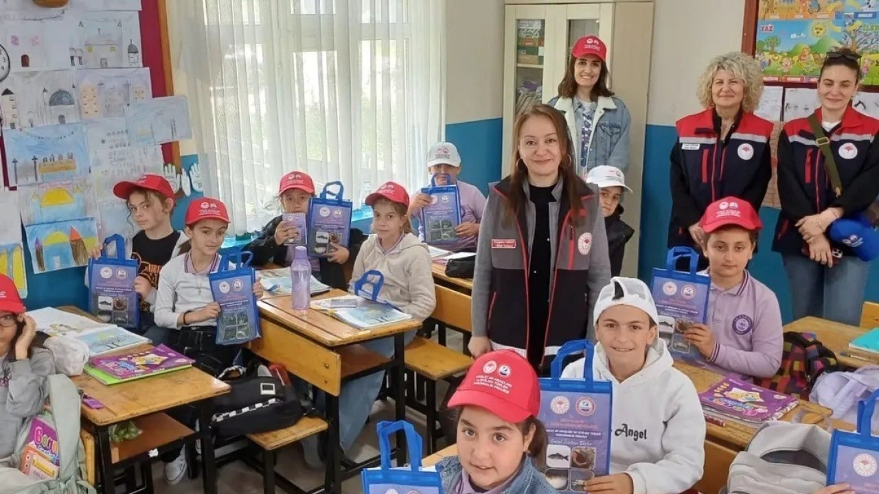 Sinop’ta minik öğrencilere sucul yaşamın önemi anlatıldı