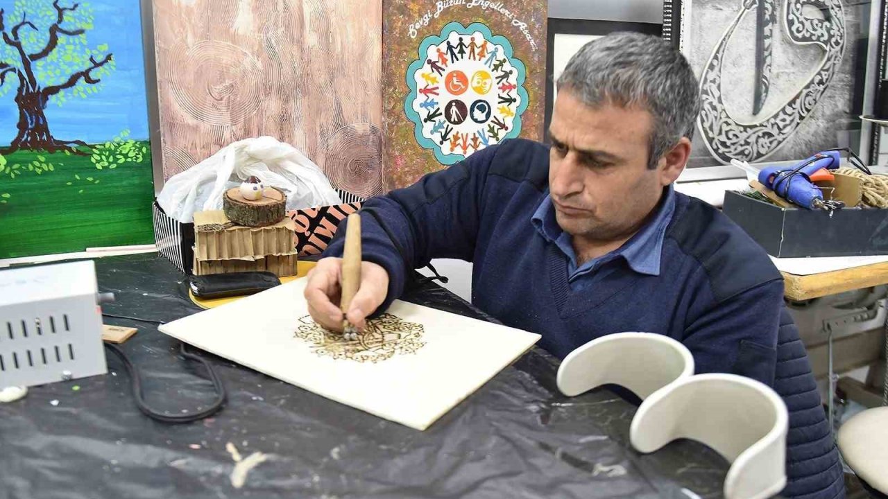 Malatya Büyükşehir Belediyesinden engelli bireylere yönelik resim kursu