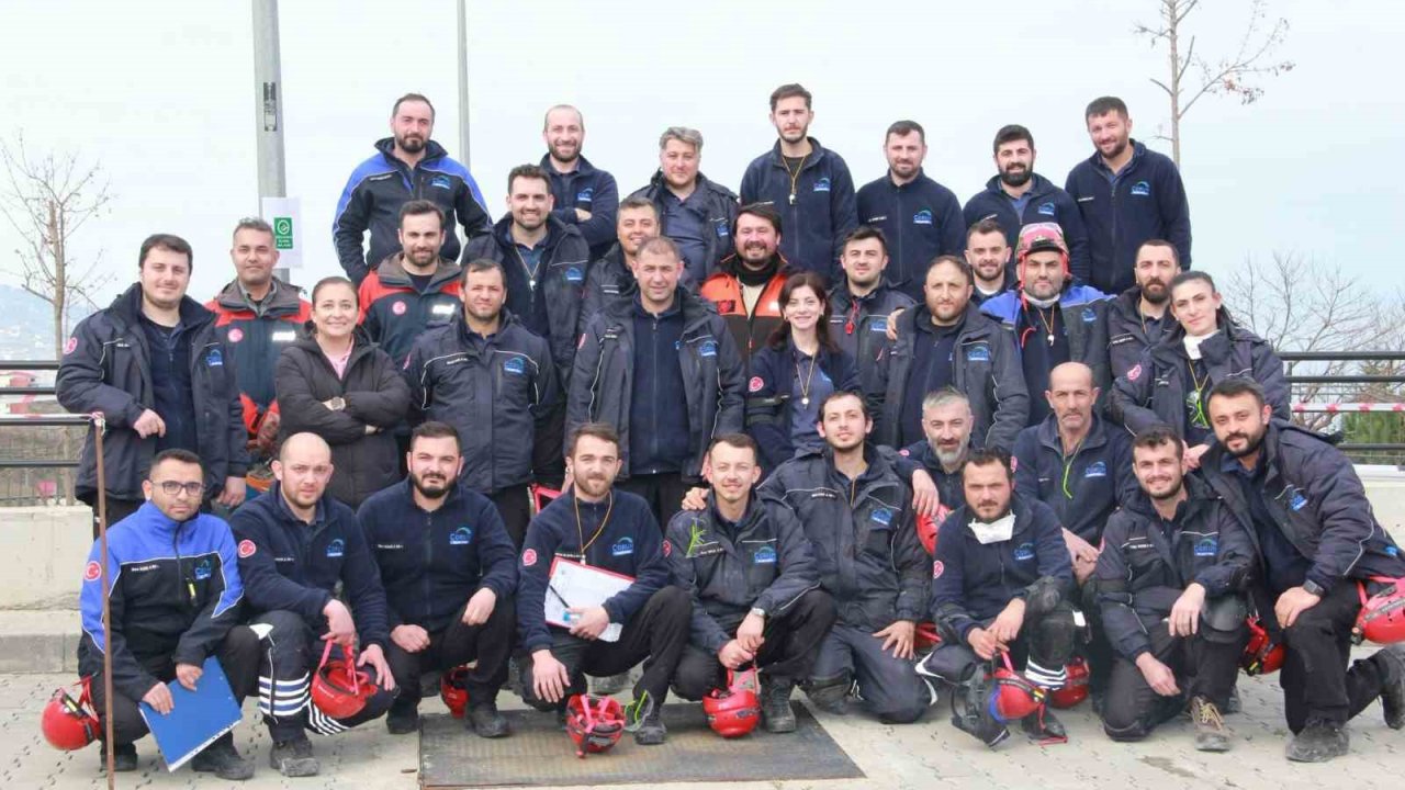 Çoruh EDAŞ Arama ve Kurtarma Ekibi AFAD Akreditasyon Belgesi aldı