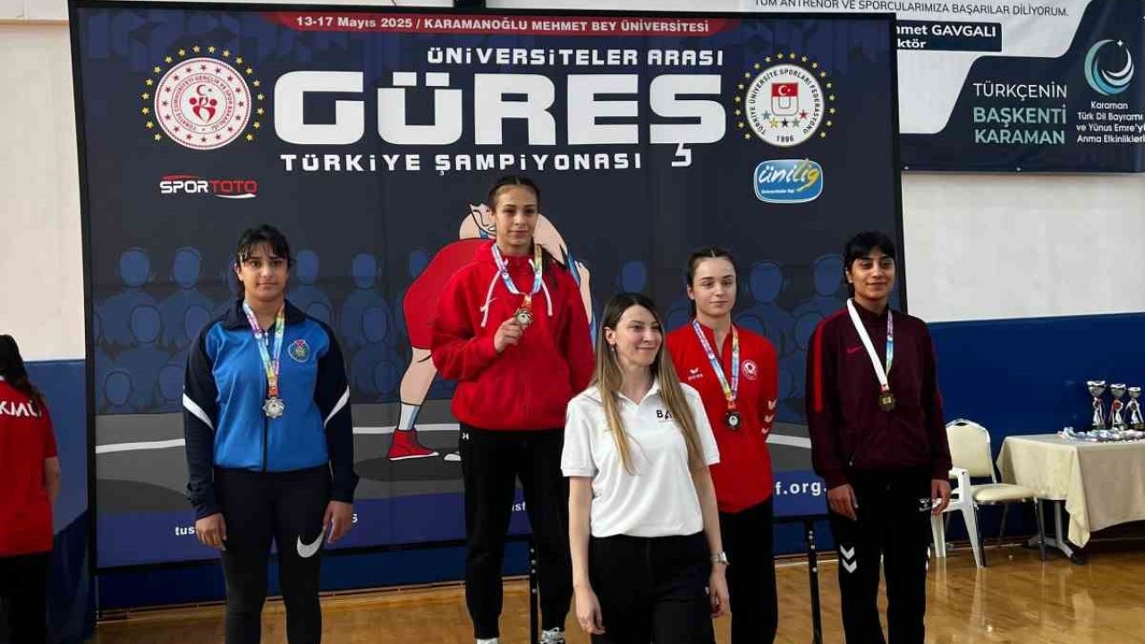 Afyonkarahisarlı güreş sporcusundan büyük başarı